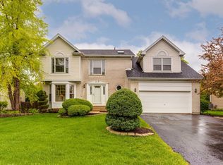 1824 Kelley Dr, Hoffman Estates, IL 60192