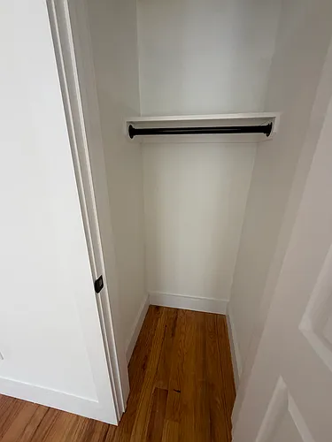 2501 West St #1B Photo 1