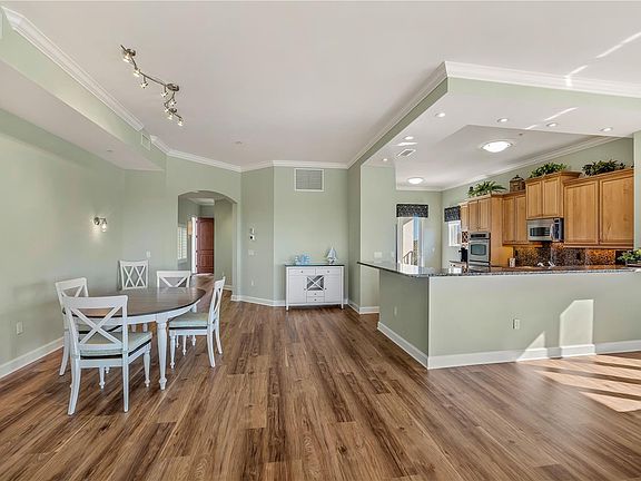 5th image of 11140 Hacienda Del Mar Blvd #E-401