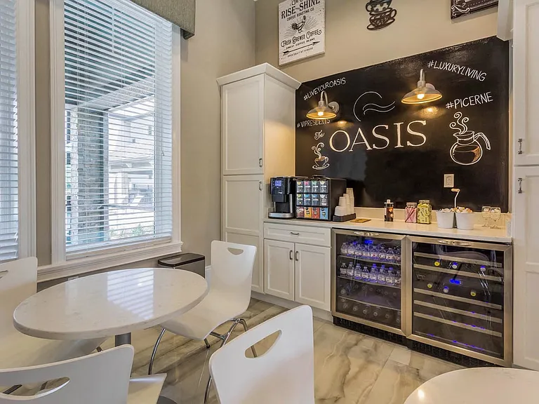 The Oasis at Crosstown — Photo 6