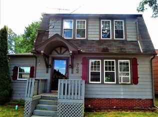 722 E Maumee St, Adrian, MI 49221