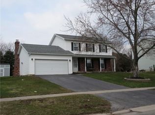 31 Parnell Dr, Churchville, NY 14428