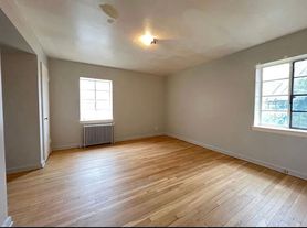 716 Sanford Ave, Newark, NJ