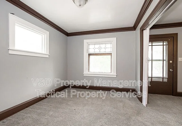 4024 E 143rd St #UP — Photo 12