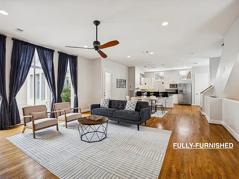 2404 Fairview Ave #C — Photo 2