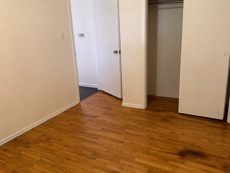 1213 Carol Dr — Photo 7