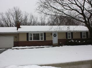 11127 Donald Dr, Roscoe, IL 61073