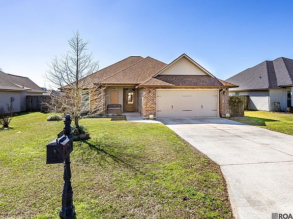 2nd image of 15020 Canyon Hill Dr