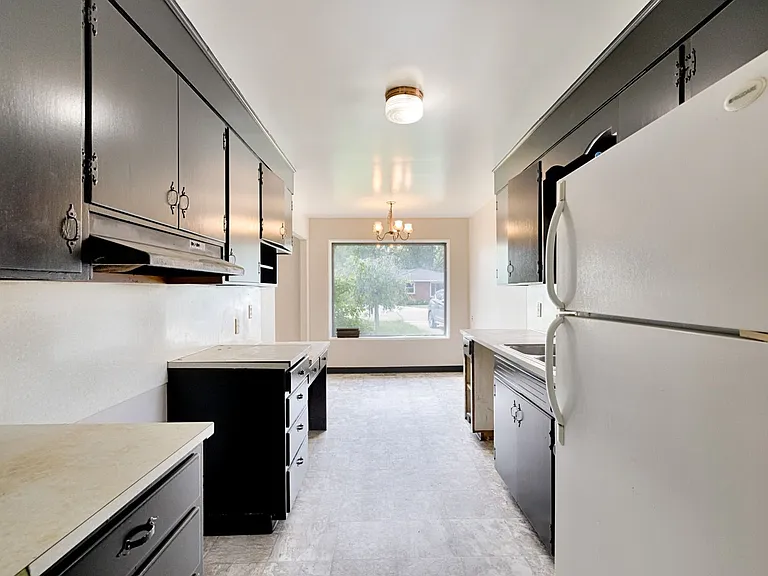 1611 S Martha St — Photo 11