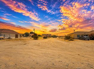 1285 Red Sea Ave, Thermal, CA 92274