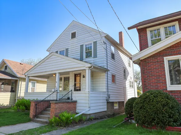 528 Walton Pl, Madison, WI 53704
