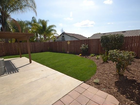 4th image of 24429 Sagecrest Cir