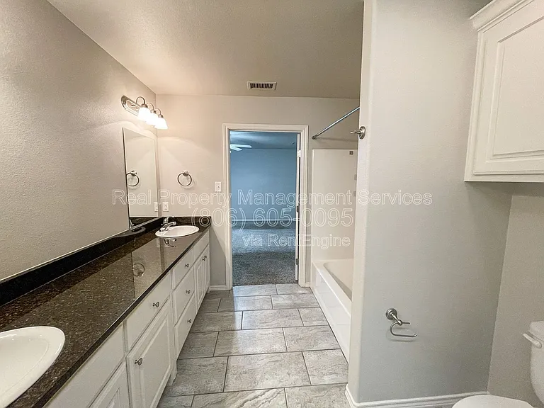 2607 113th St — Photo 12