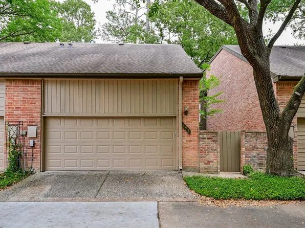 294 Sugarberry Cir, Houston, TX 77024