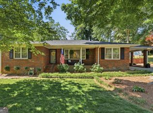 1338 Northwood Cir NE, Gainesville, GA 30501