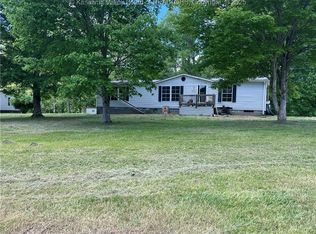 534 Maplewood Heights Dr, Ripley, WV 25271