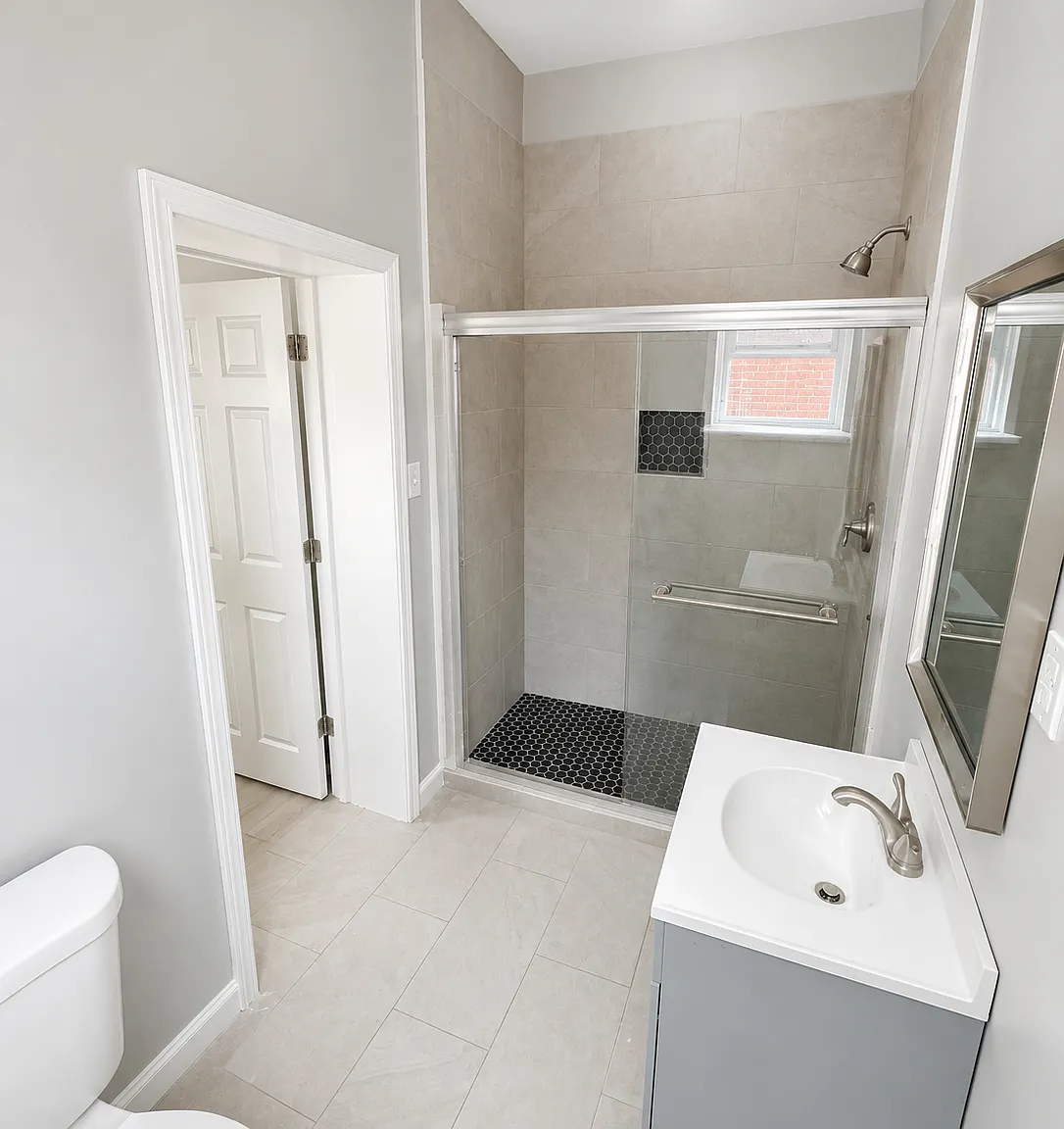 1 bed, 900 sqft, $1,100 — Photo 1