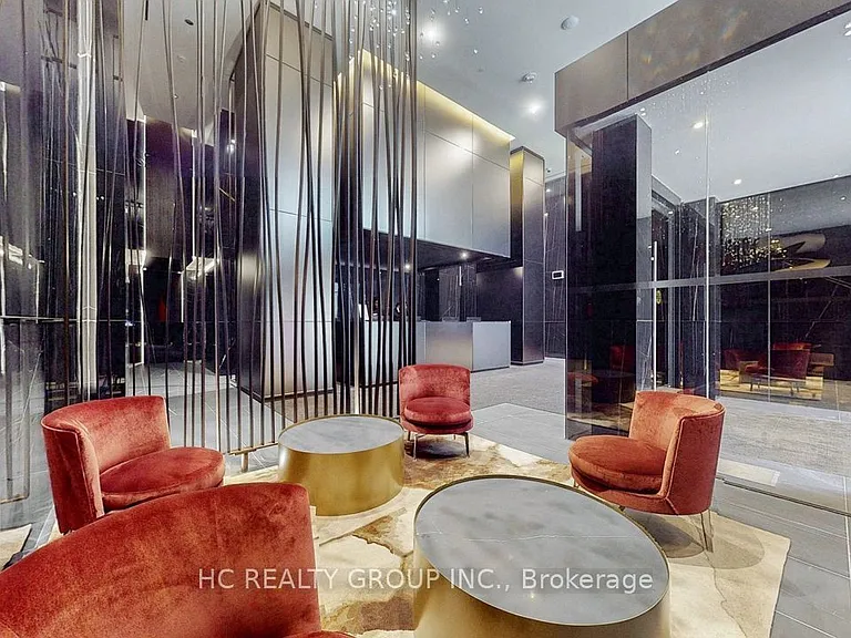 11 Yorkville Ave #2107 — Photo 13