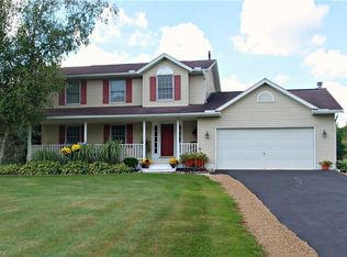 10155 Nichols Rd, Garrettsville, OH 44231