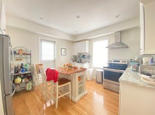 1 Minton St #2, Jamaica Plain, MA 02130