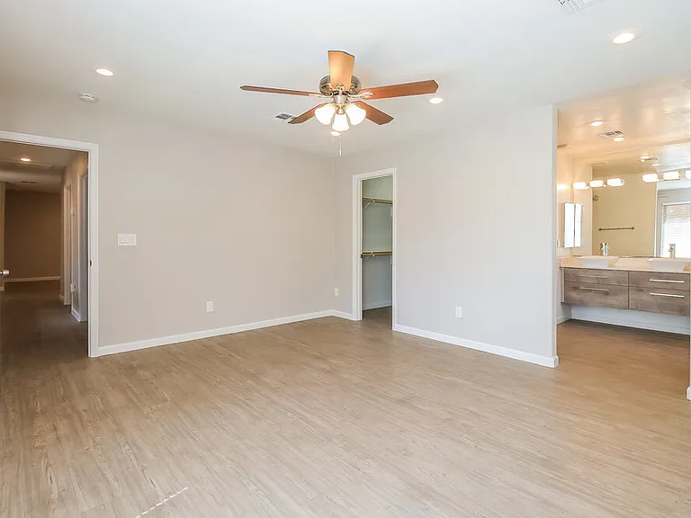 3825 E Frances Ln — Photo 10
