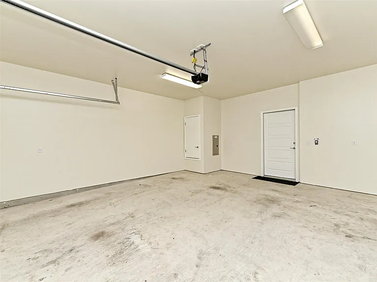 6814 E Riverside Dr #63 — Photo 23