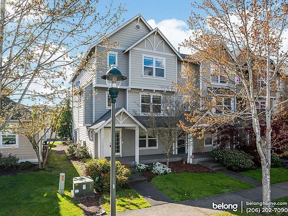 4th image of 5210 151st Avenue Ct E #101
