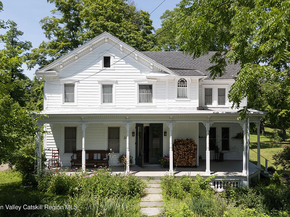 1st image of 228 Main Street