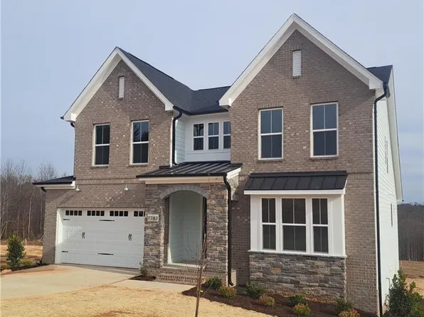 7783 Chadding Dr, Oak Ridge, NC 27310