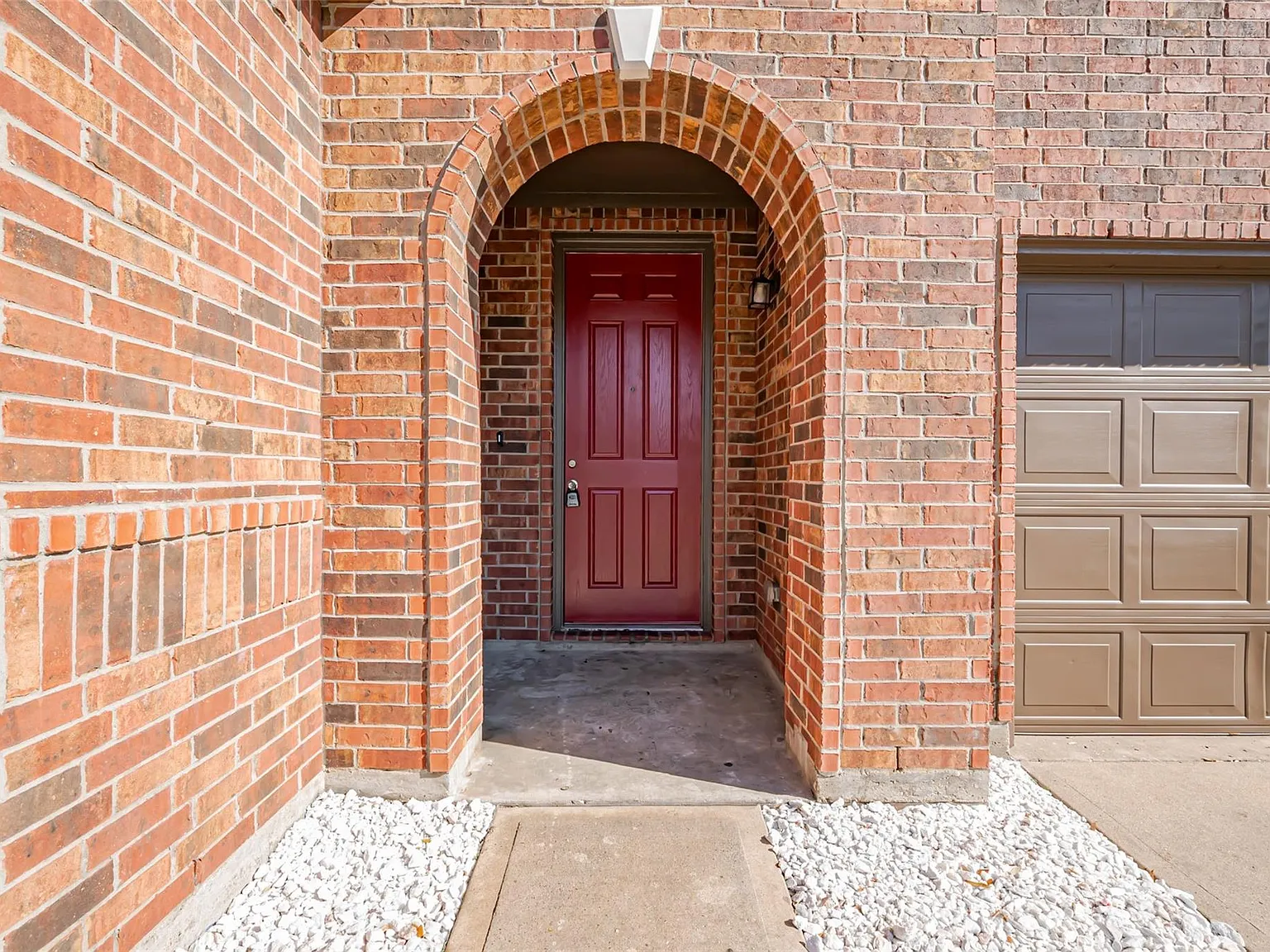 5 bed, 3.0 bath, 2946 sqft, $2,600 — Photo 3