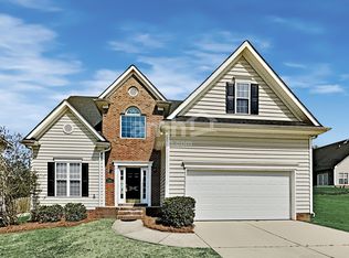 2425 Coneflower Dr, Charlotte, NC 28213