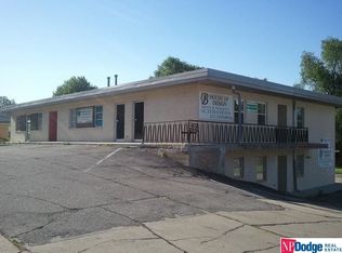 6415 Ames Ave, Omaha, NE 68104