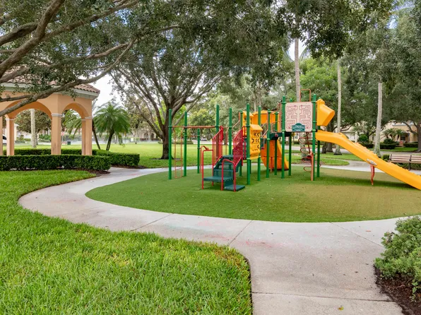 3376 Greenway Drive, Jupiter, FL 33458