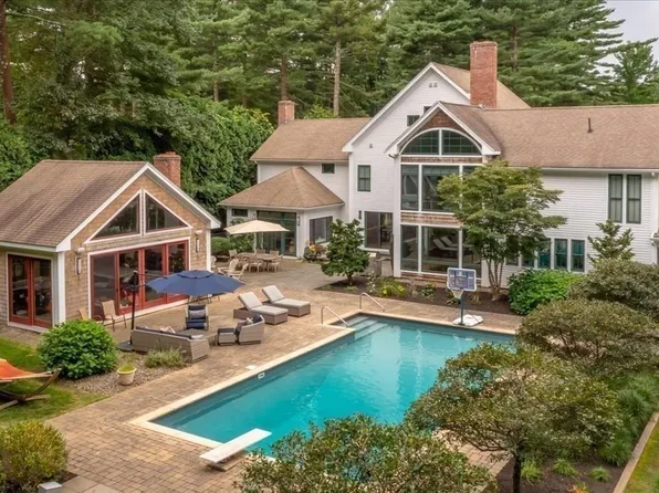 11 Gilbert Way, Millbury, MA 01527