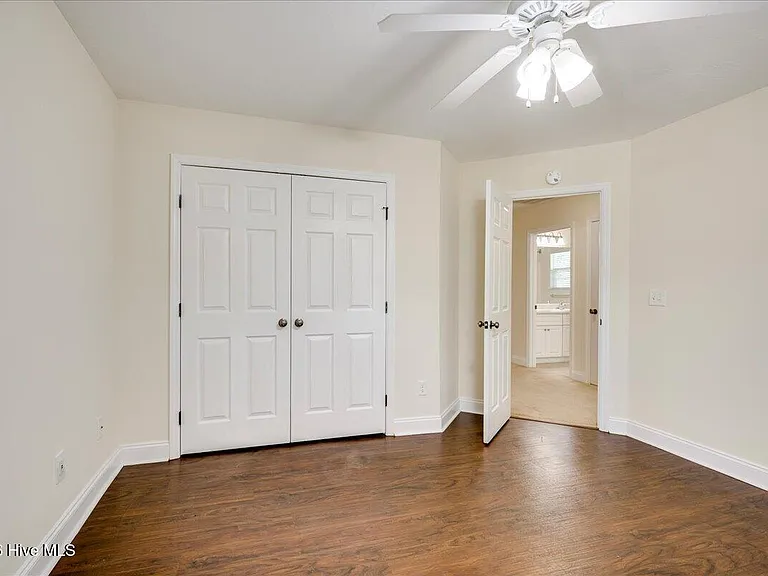 4552 Logans Way — Photo 17