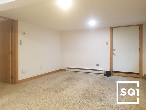 5th image of 3223 N Richmond St