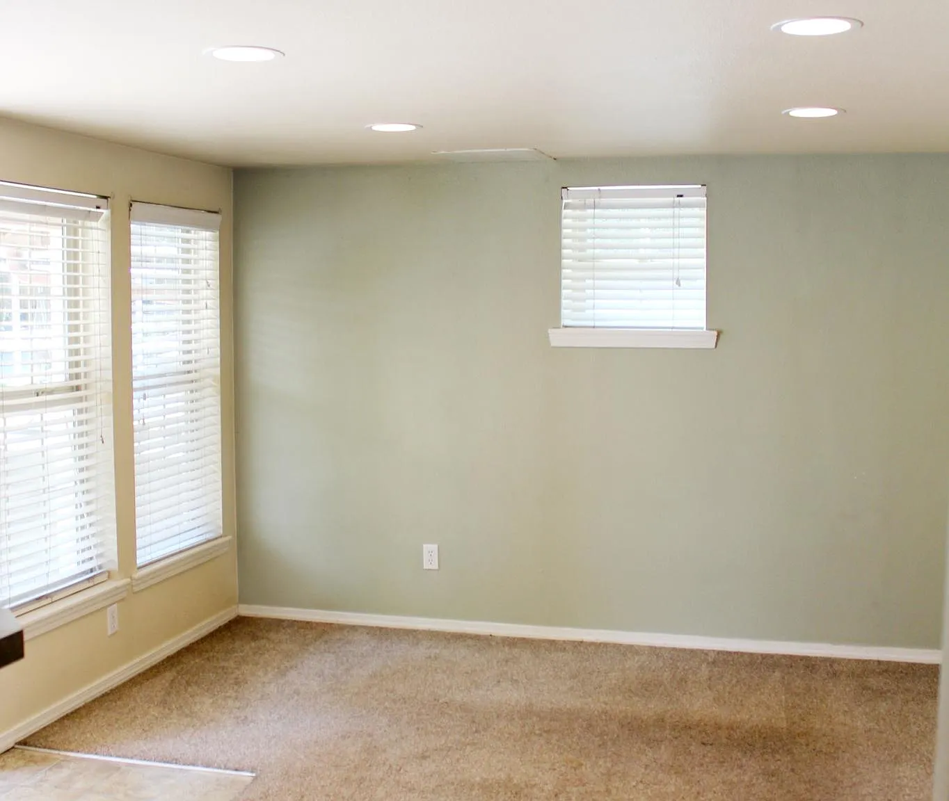 4 bed, 1016 sqft, $2,080 — Photo 3