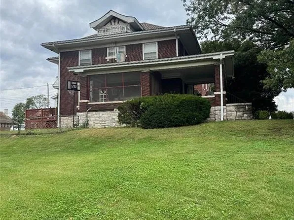 1007 Laurel Ave, Kansas City, KS 66104