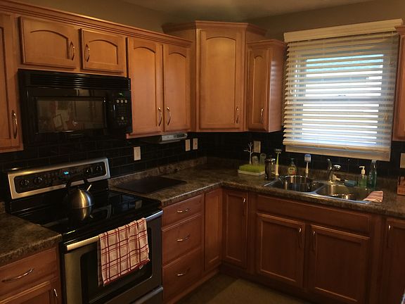 4th image of 1356 Cumberland Dr