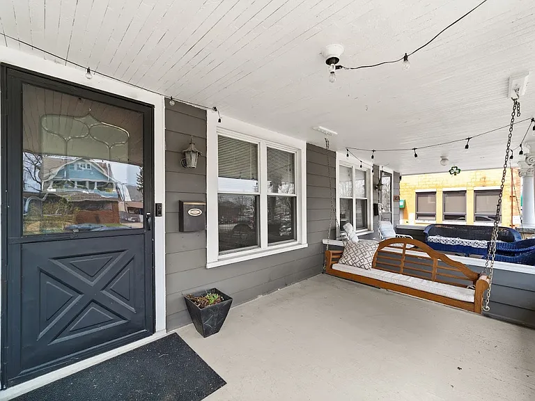 1422 Alameda Ave — Photo 3