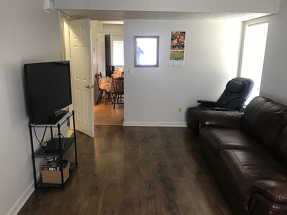 4th image of 2716 Edison St NE #&-2718
