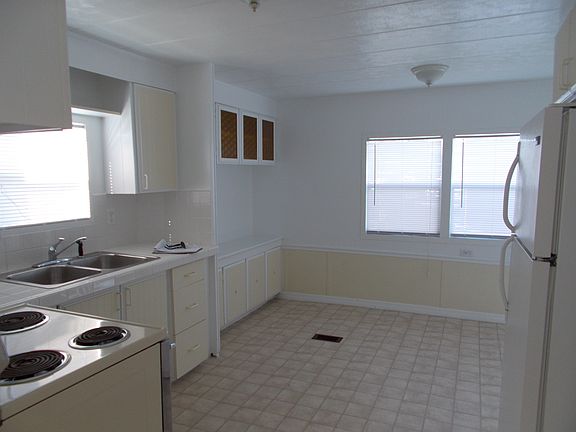 2nd image of 2100 Mobiland Dr