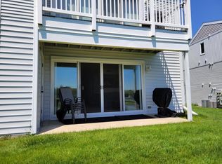 1433 Delavan Club Dr, Delavan, WI 53115