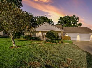 3455 Valley View Dr, Muskegon, MI 49444