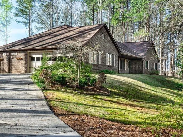 309 Picketts Xing, Acworth, GA 30101