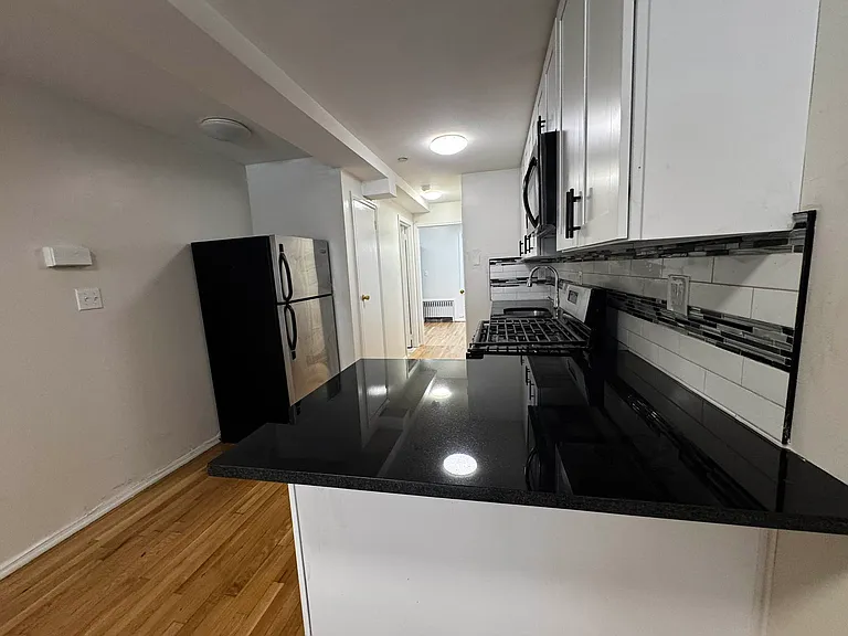 224 Cumberland St #1 — Photo 8