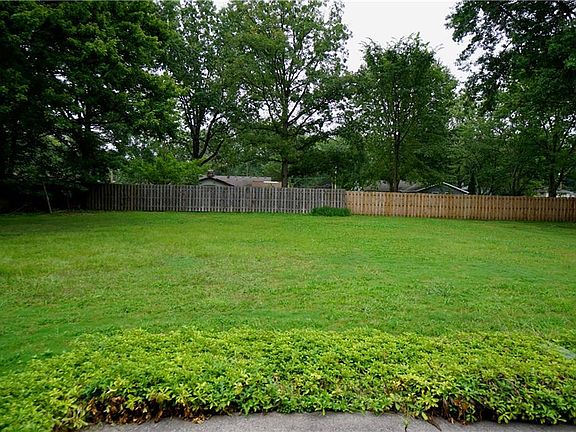 2nd image of 6285 Meldon Dr