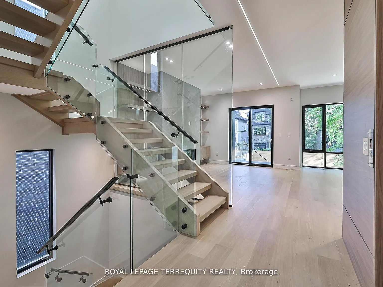 5 bed, $16,800 — Photo 4
