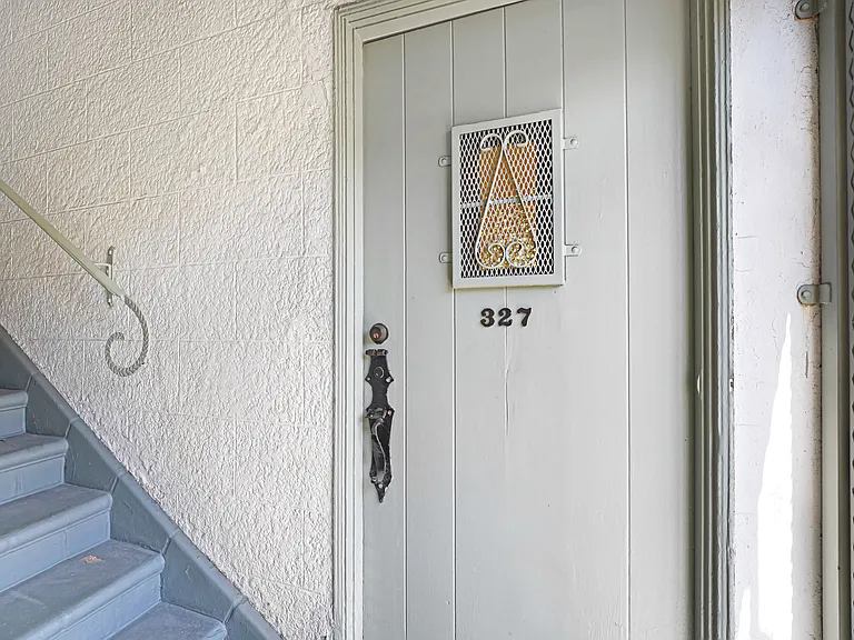 325 N Stanley Ave #327 — Photo 6