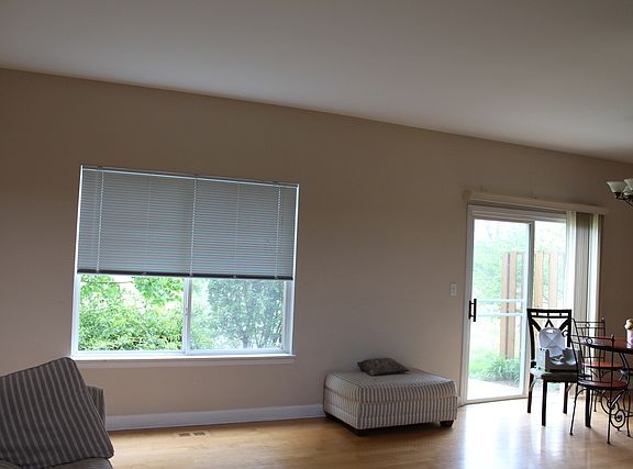 2nd image of 903 Asbury Dr